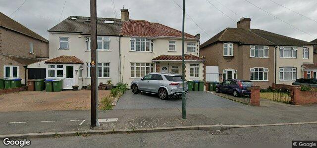 Larawan ng 71 Lansdowne Avenue sa Winnipeg, Manitoba