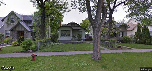 Larawan ng 94 Bannerman Avenue sa Winnipeg, Manitoba