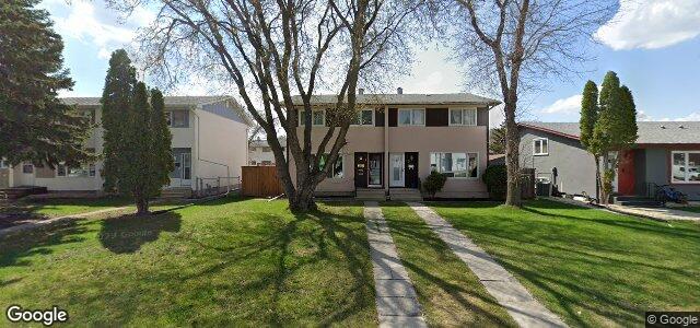 Larawan ng 10 Hampshire Bay sa Winnipeg, Manitoba