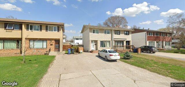 Larawan ng 10 Wiltshire Bay sa Winnipeg, Manitoba