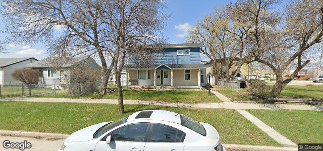 Larawan ng 1013 Dugas Street sa Winnipeg, Manitoba