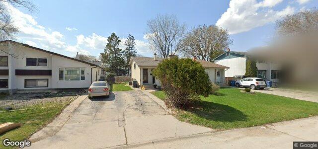 Larawan ng 15 Wiltshire Bay sa Winnipeg, Manitoba