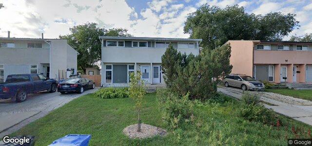 Larawan ng 212 Berkshire Bay sa Winnipeg, Manitoba