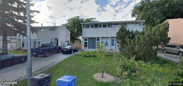 Larawan ng 214 Berkshire Bay sa Winnipeg, Manitoba