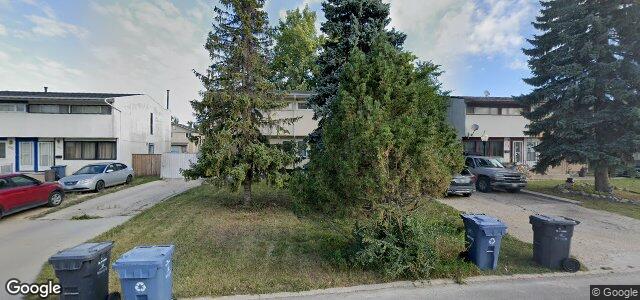 Larawan ng 215 Berkshire Bay sa Winnipeg, Manitoba