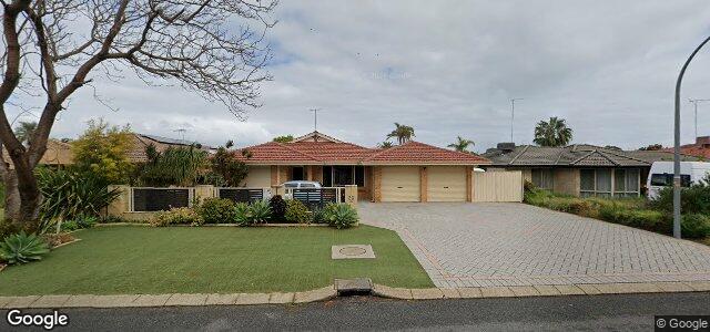 Larawan ng 32 Oakmont Avenue sa Winnipeg, Manitoba