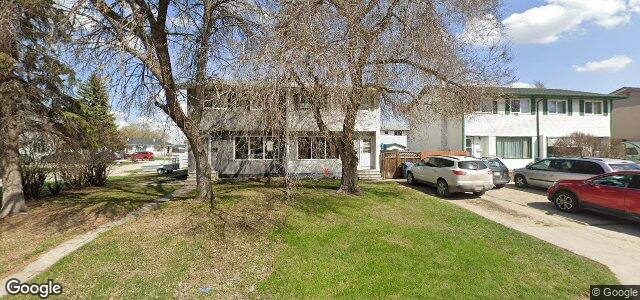 Larawan ng 32 Wiltshire Bay sa Winnipeg, Manitoba