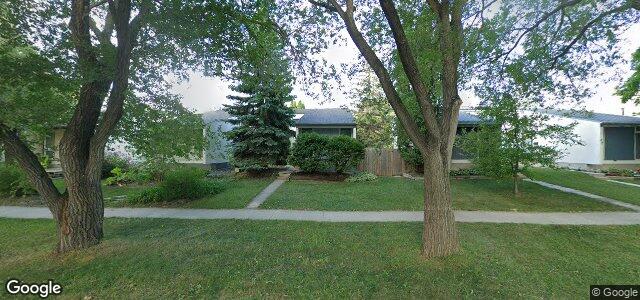 Larawan ng 33 Drake Boulevard sa Winnipeg, Manitoba