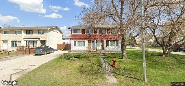 Larawan ng 4 Wiltshire Bay sa Winnipeg, Manitoba