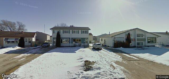 Larawan ng 93 Wiltshire Bay sa Winnipeg, Manitoba