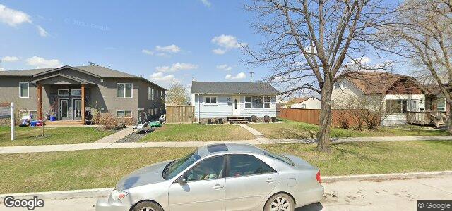 Larawan ng 931 Dugas Street sa Winnipeg, Manitoba