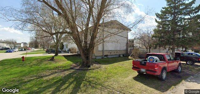 Larawan ng 94 Wiltshire Bay sa Winnipeg, Manitoba