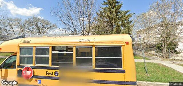 Larawan ng 991 Dugas Street sa Winnipeg, Manitoba