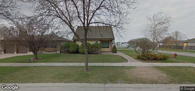 Larawan ng 102 Cail Bay sa Winnipeg, Manitoba