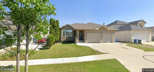 Larawan ng 103 Foxwarren Drive sa Winnipeg, Manitoba