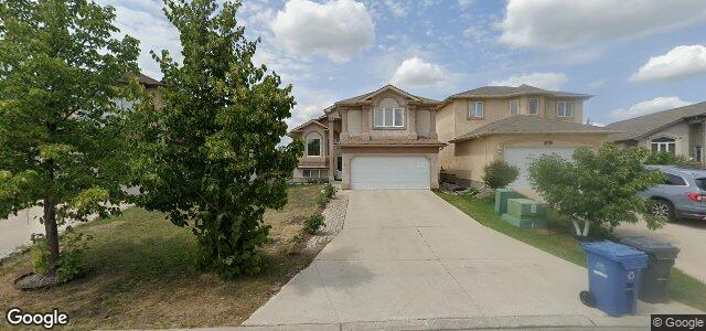 Larawan ng 11 Gardenton Avenue sa Winnipeg, Manitoba