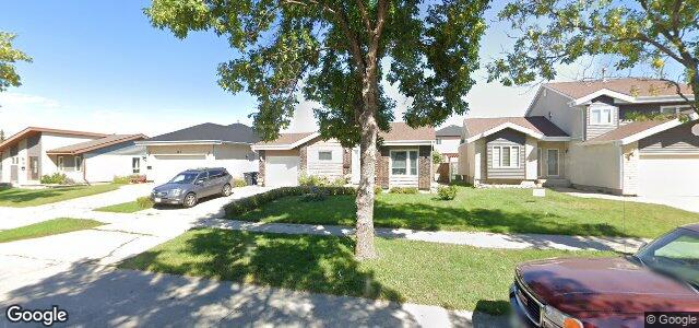 111 Olford Crescent（加拿大曼尼托巴省温尼伯市）房屋照片