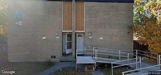 Larawan ng 111 Ritchie Street sa Winnipeg, Manitoba