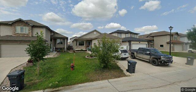 Larawan ng 111 Sedona Crescent sa Winnipeg, Manitoba