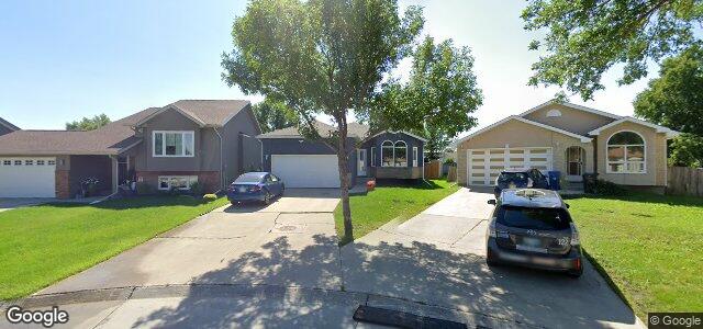 Larawan ng 12 Sochie Place sa Winnipeg, Manitoba