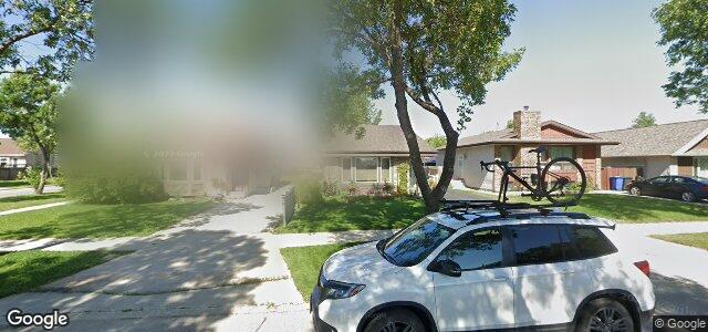 121 Skrypnyk Crescent（加拿大曼尼托巴省溫尼伯市）房屋照片