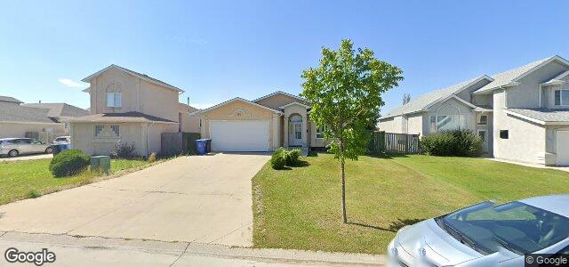 Larawan ng 132 Foxwarren Drive sa Winnipeg, Manitoba