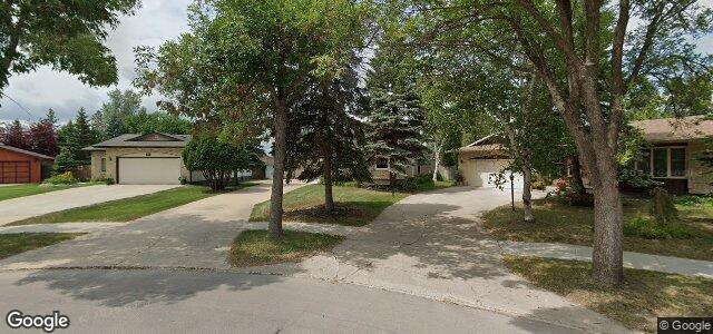 Larawan ng 142 Leahcrest Crescent sa Winnipeg, Manitoba