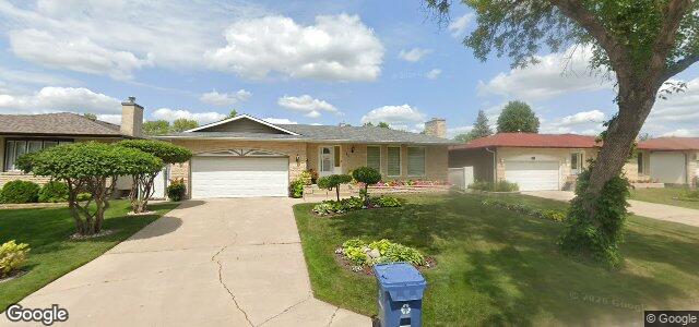 Larawan ng 15 Baker Bay sa Winnipeg, Manitoba