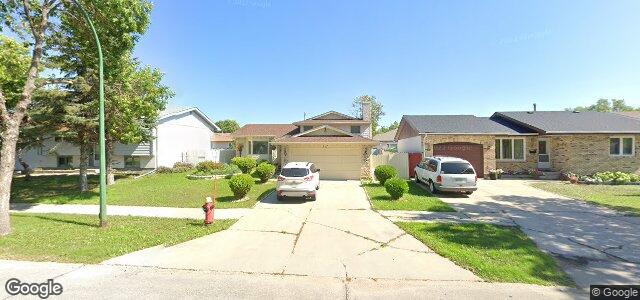 Larawan ng 15 Skrypnyk Crescent sa Winnipeg, Manitoba