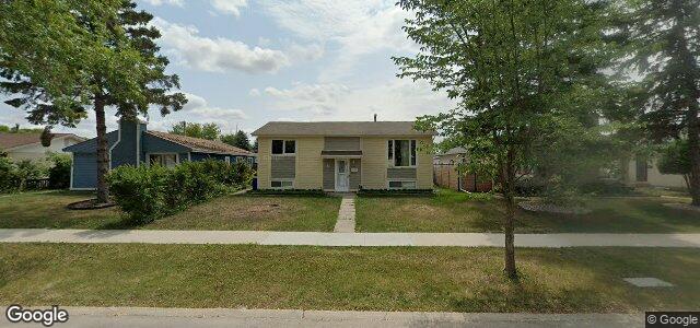 Larawan ng 18 Leahcrest Crescent sa Winnipeg, Manitoba
