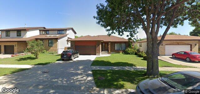 Larawan ng 18 Wentwood Crescent sa Winnipeg, Manitoba
