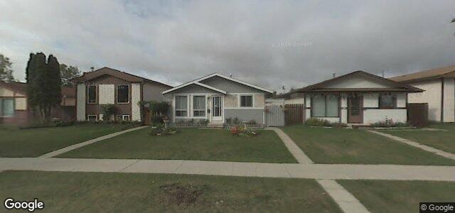 Photo of 182 Mandalay Drive in Winnipeg, Manitoba