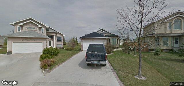 Larawan ng 196 Foxwarren Drive sa Winnipeg, Manitoba