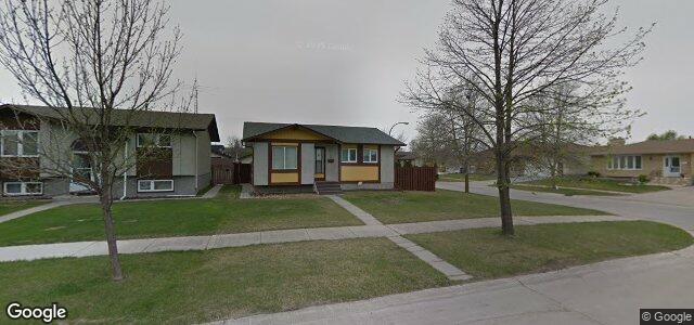 Larawan ng 2 Heft Crescent sa Winnipeg, Manitoba