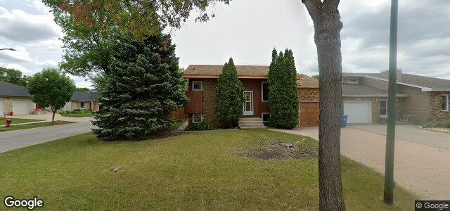 Larawan ng 203 Leahcrest Crescent sa Winnipeg, Manitoba