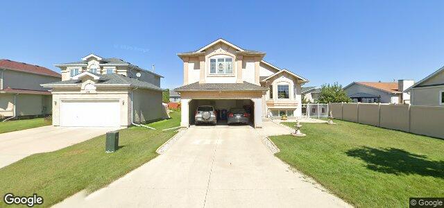 Larawan ng 212 Foxwarren Drive sa Winnipeg, Manitoba