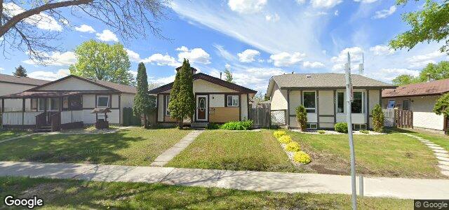 Photo of 218 Mandalay Drive in Winnipeg, Manitoba