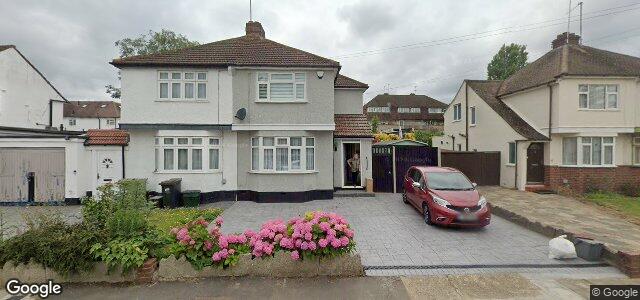 Larawan ng 22 Hood Avenue sa Winnipeg, Manitoba