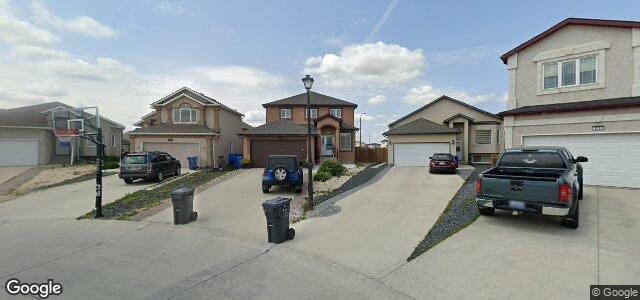 Larawan ng 241 Khalsa Street sa Winnipeg, Manitoba