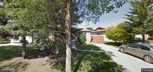 Larawan ng 256 Arthur Wright Crescent sa Winnipeg, Manitoba