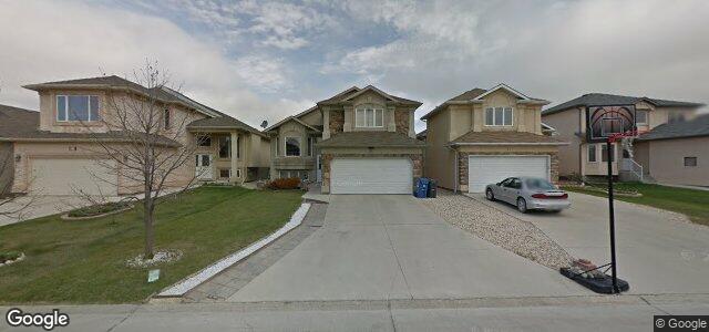 Larawan ng 27 Gardenton Avenue sa Winnipeg, Manitoba
