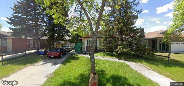 Larawan ng 30 Anglia Avenue sa Winnipeg, Manitoba