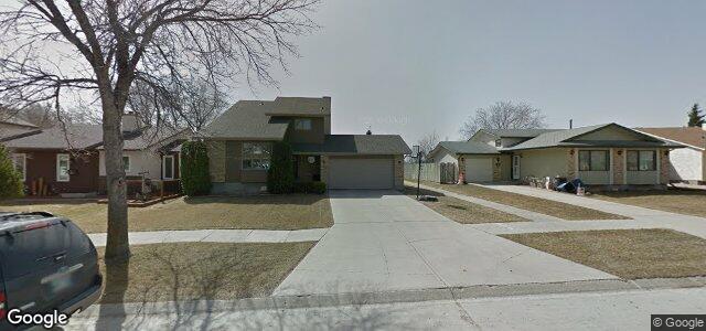 Larawan ng 30 Sasaki Crescent sa Winnipeg, Manitoba