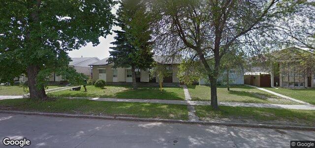 Larawan ng 302 Mandalay Drive sa Winnipeg, Manitoba