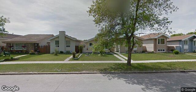 Larawan ng 320 Mandalay Drive sa Winnipeg, Manitoba
