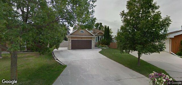 Larawan ng 34 Derbyshire Place sa Winnipeg, Manitoba