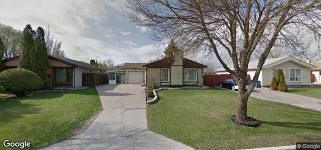 Larawan ng 340 Arthur Wright Crescent sa Winnipeg, Manitoba