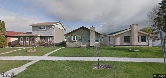 Larawan ng 345 Arthur Wright Crescent sa Winnipeg, Manitoba