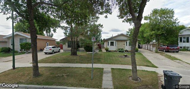 Larawan ng 35 Arthur Wright Crescent sa Winnipeg, Manitoba