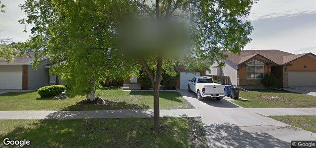 Larawan ng 35 Olford Crescent sa Winnipeg, Manitoba
